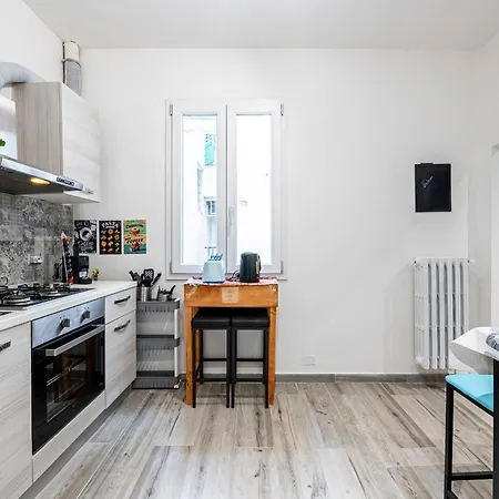 Ognissanti Suites- Center- 7 People Florence