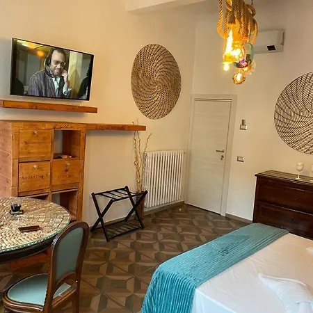 Ognissanti Suites- Center- 7 People Florence
