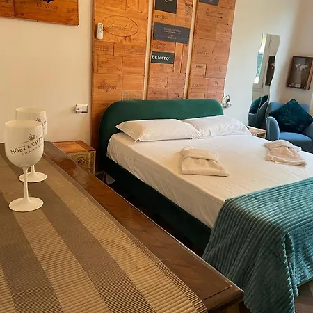 Appartement Ognissanti Suites- Center- 7 People