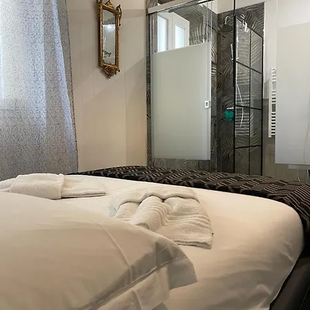 Appartement Ognissanti Suites- Center- 7 People